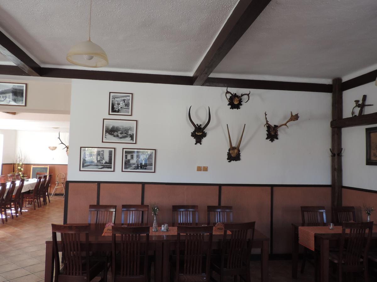 Ubytovaci Hostinec Na Skalach Budislav  Exterior photo